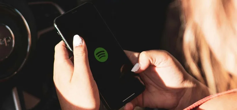 Instagram: tutti potranno vedere ciò che ascolti su Spotify, tramite le Note