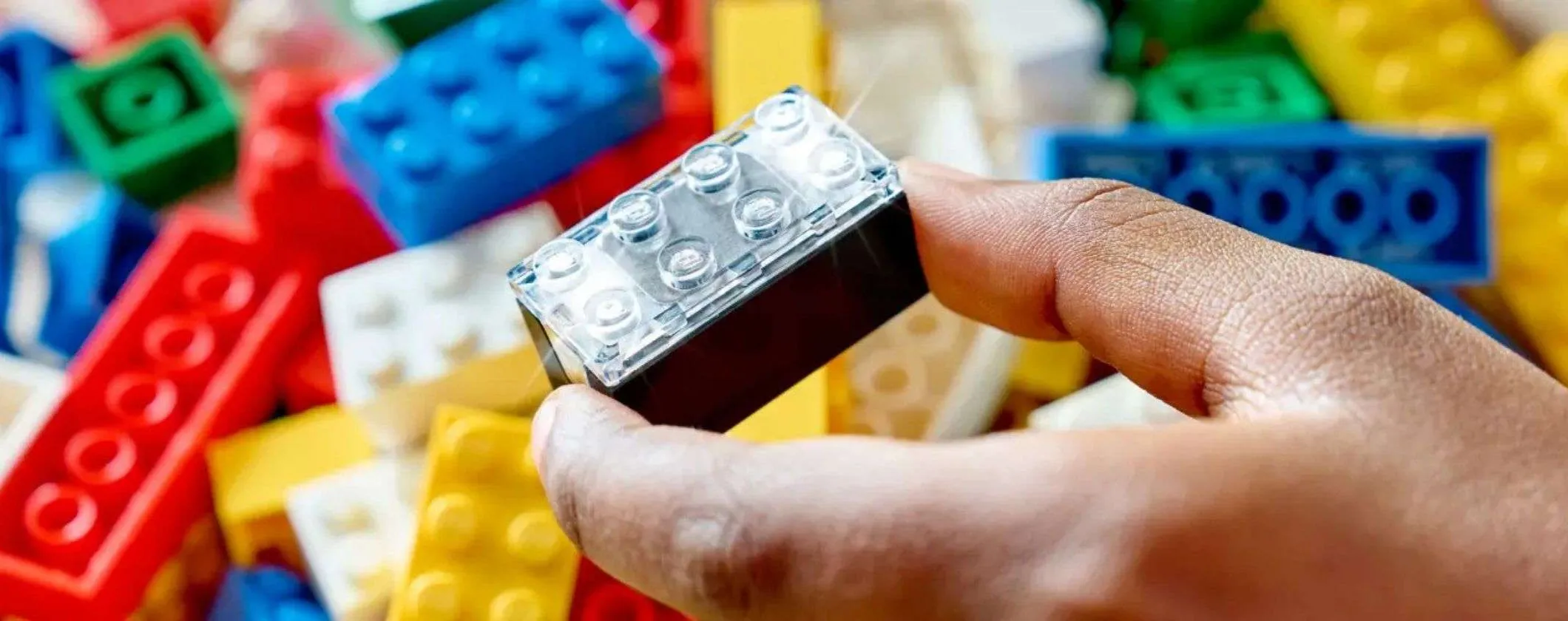 Allarme privacy: i nuovi mattoncini Lego intelligenti sono davvero pericolosi?