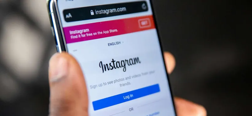 Instagram: cambiano le storie in evidenza, ecco dove trovarle e usarle