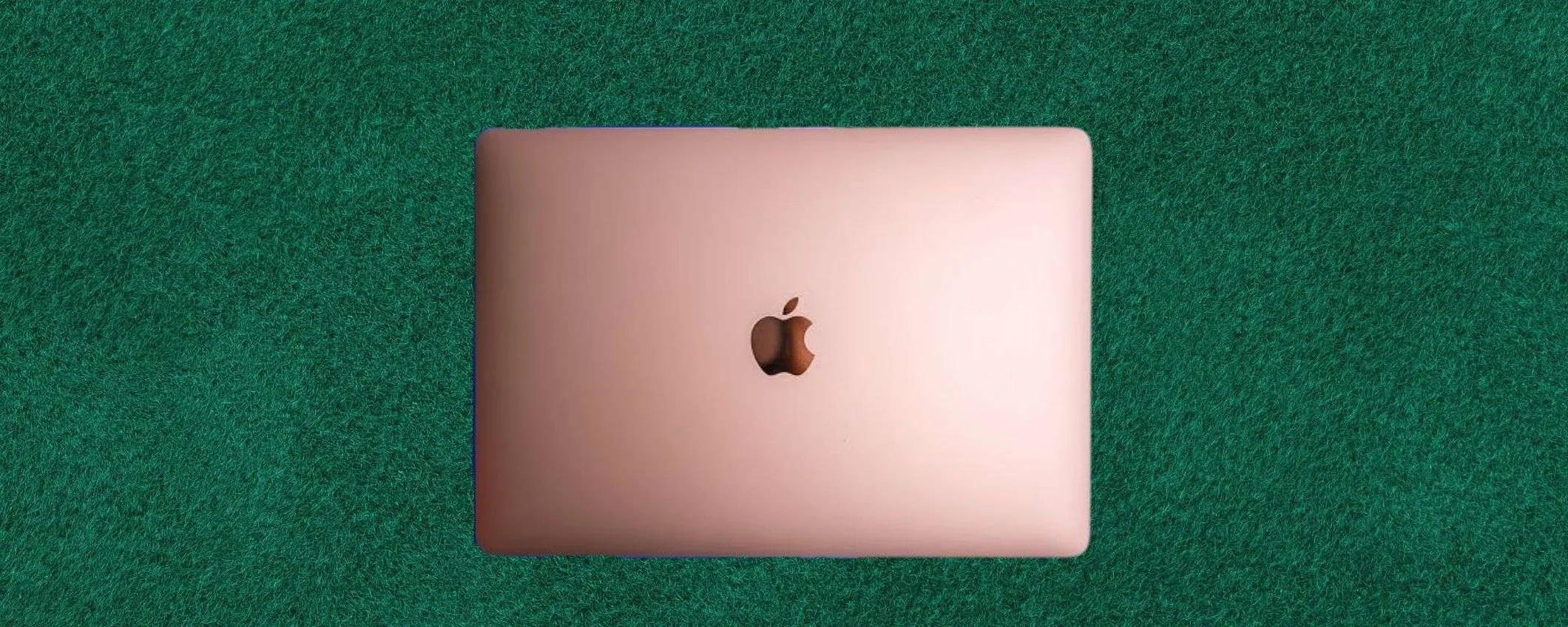 Apple MacBook Air con chip M1: con il codice sconto è praticamente regalato