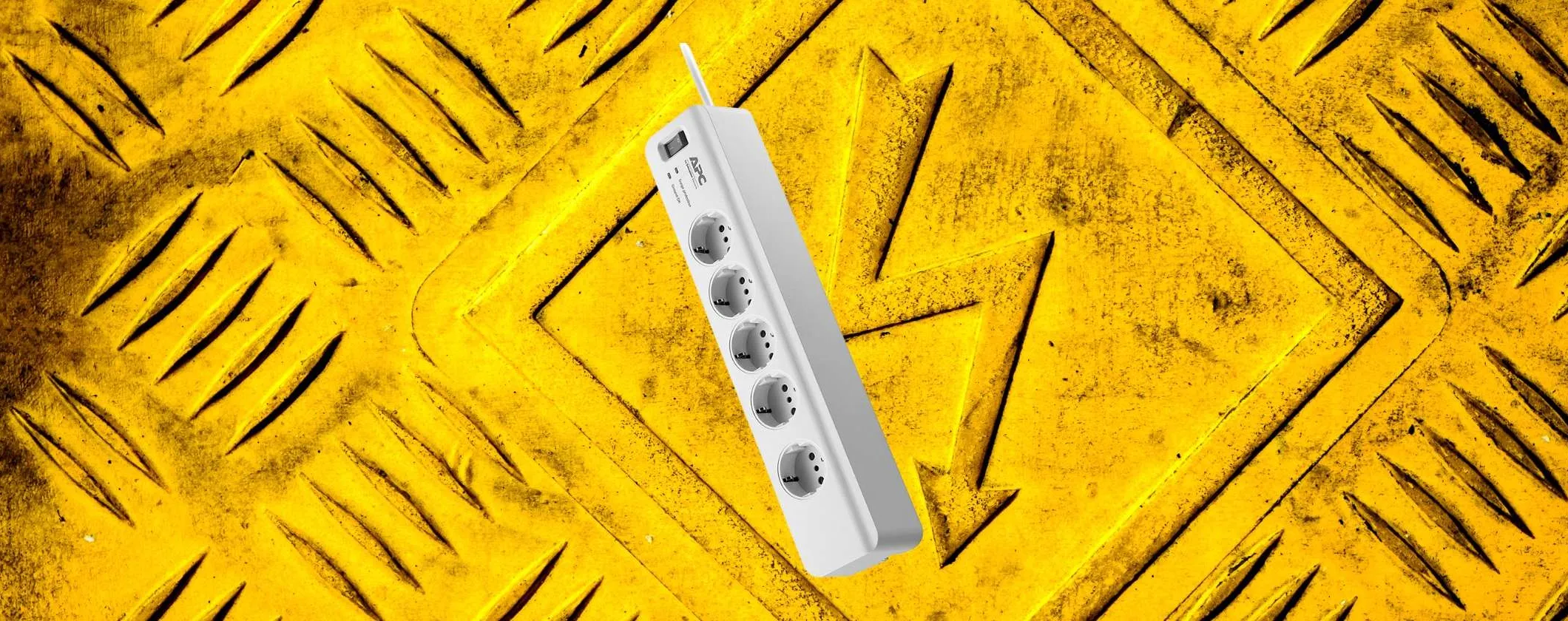 Contro i picchi di tensione c'è Presa Filtrata APC: solo oggi a 20€
