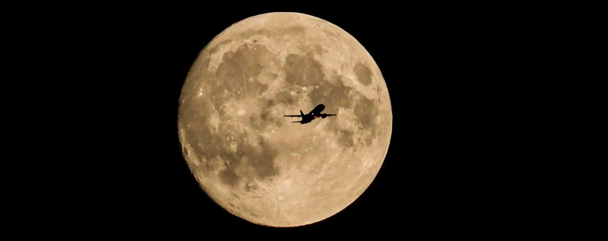 Arriva la Luna delle Fragole: quando, dove e come osservarla