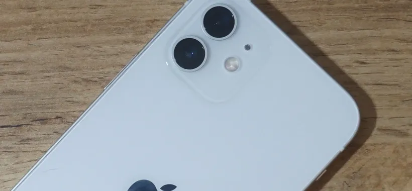 iPhone 13 SENZA SEGRETI: trapelano le specifiche principali