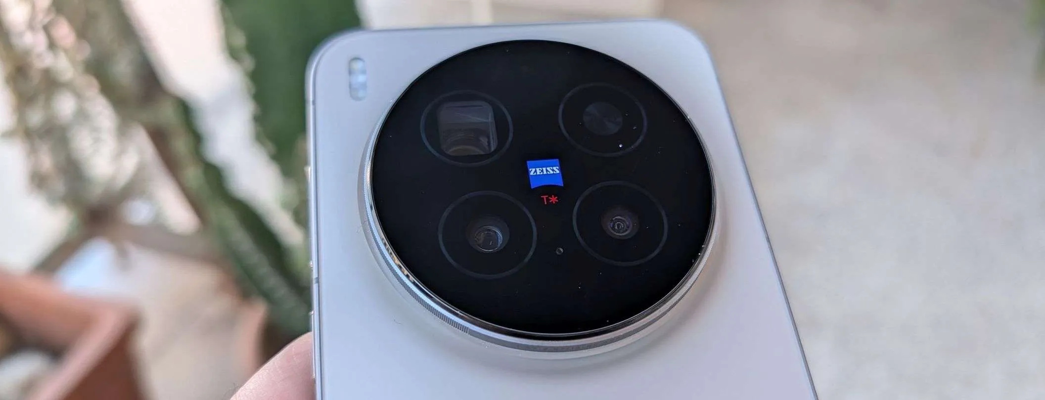 Vivo X300 Pro: il re della fotografia mobile 