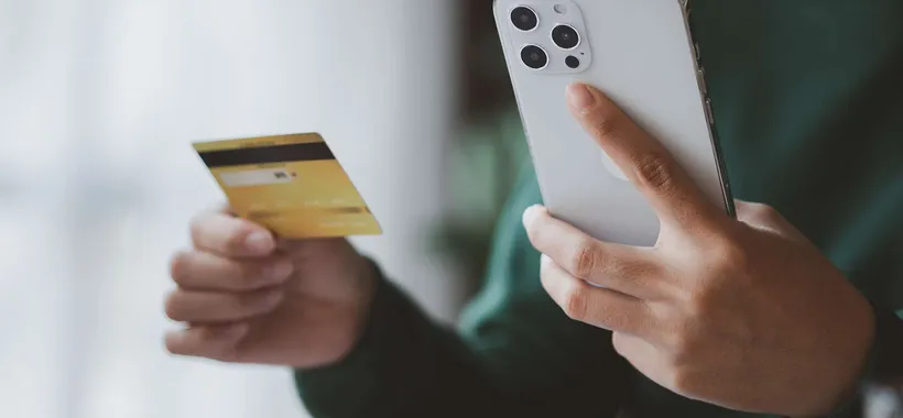Carta YOU è senza canone né commissioni: richiedila in 2 minuti