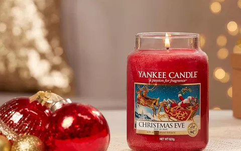Candela Yankee Candle Vigilia di Natale: la profumazione ideale per le  feste con lo sconto del