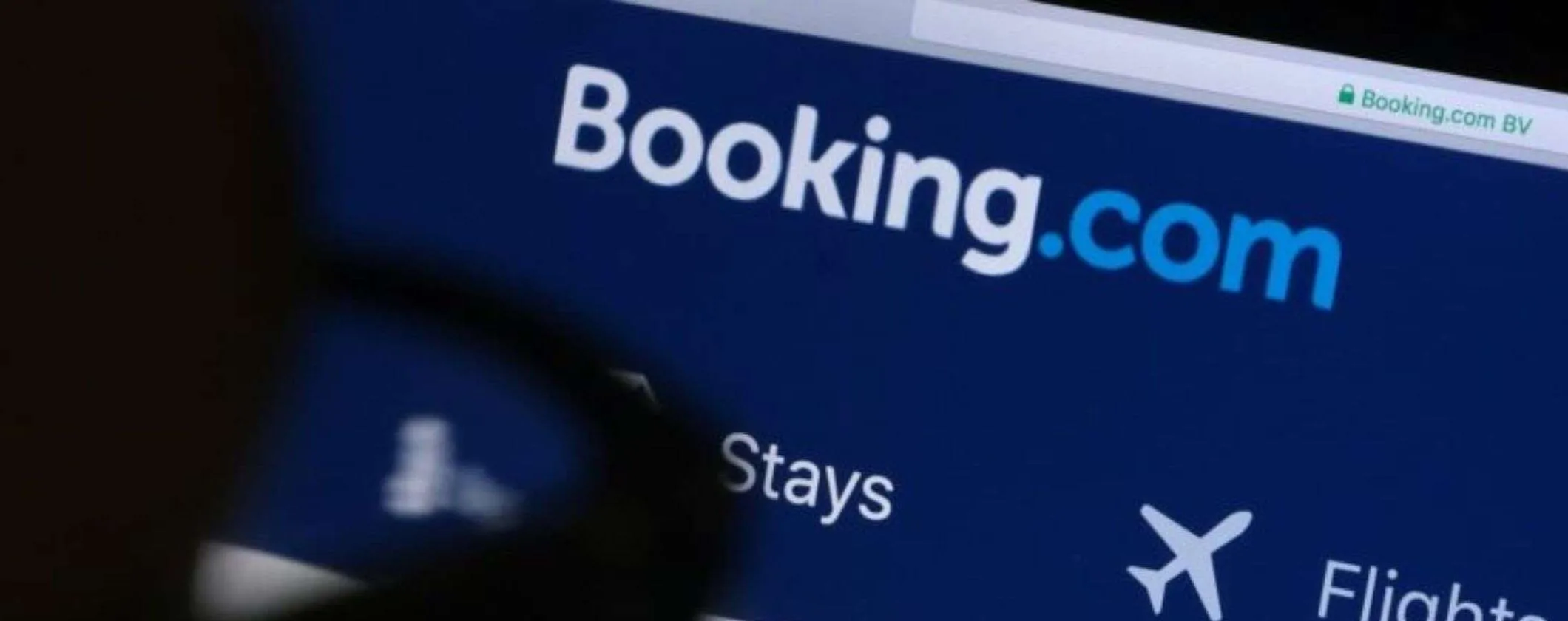Booking lancia l'allarme: gli utenti sono in pericolo