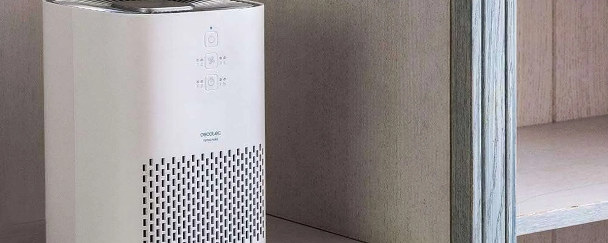 Purificatore d'aria della Cecotec in super offerta: il prezzo scende a 48,90€