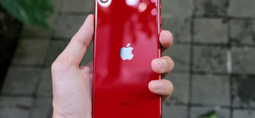 iPhone SE 4, sguardo da vicino sul design: c'è un grande ritorno
