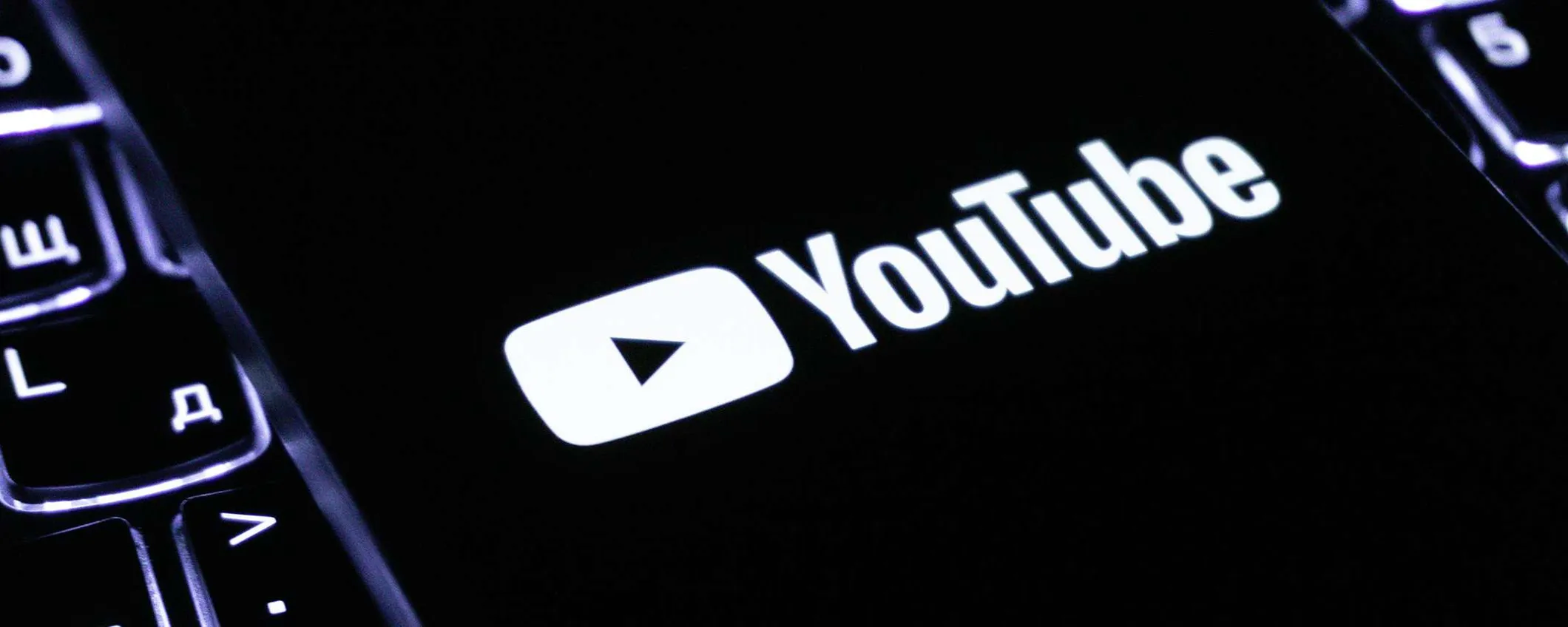 YouTube dice addio al pollice in su? Al suo posto un cuore