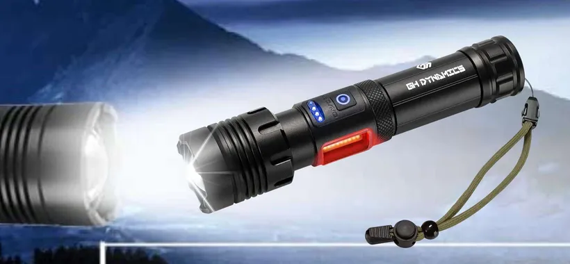 Sbalorditiva torcia 3000 lumen a prezzo SBRICIOLATO su Amazon (14€)