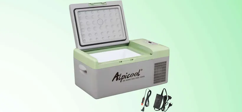Mini frigo portatile salva viaggio e pic nic: l'offerta che arriva al momento GIUSTO