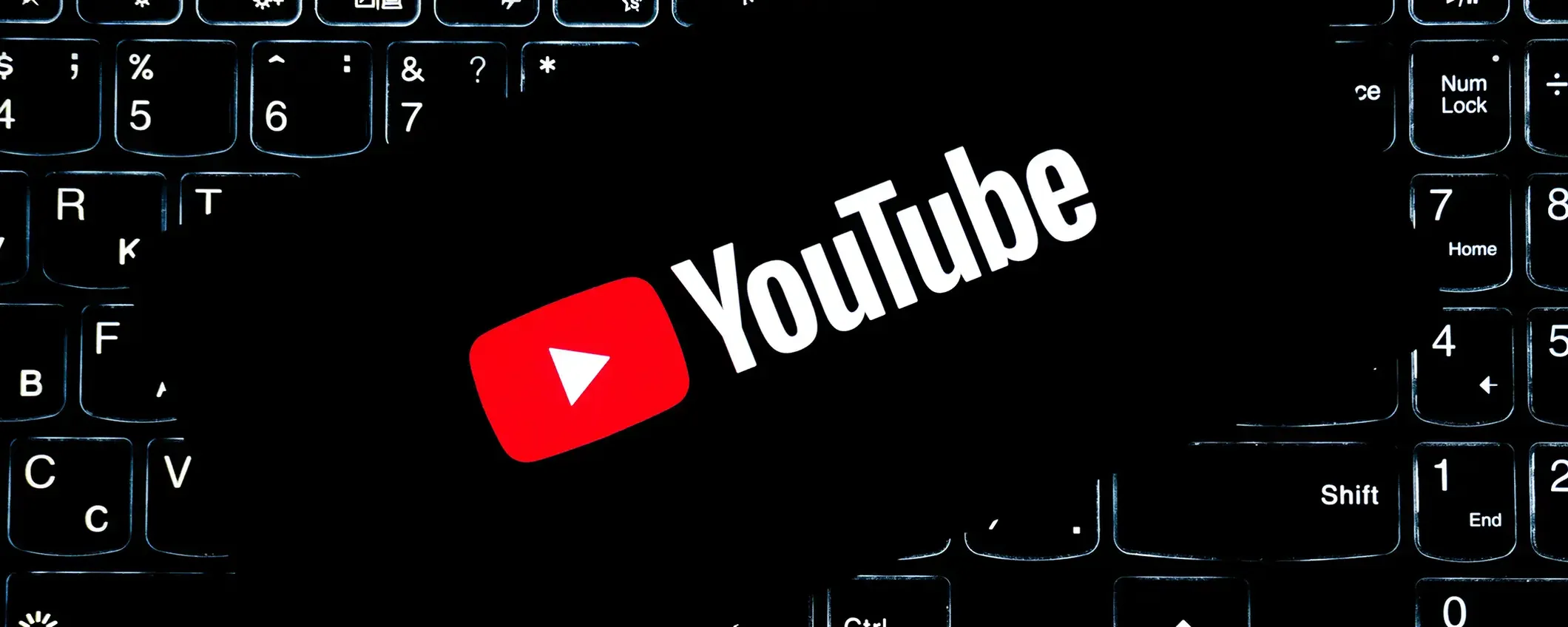 Stretta di YouTube ai contenuti AI: le nuove etichette non lasciano dubbi