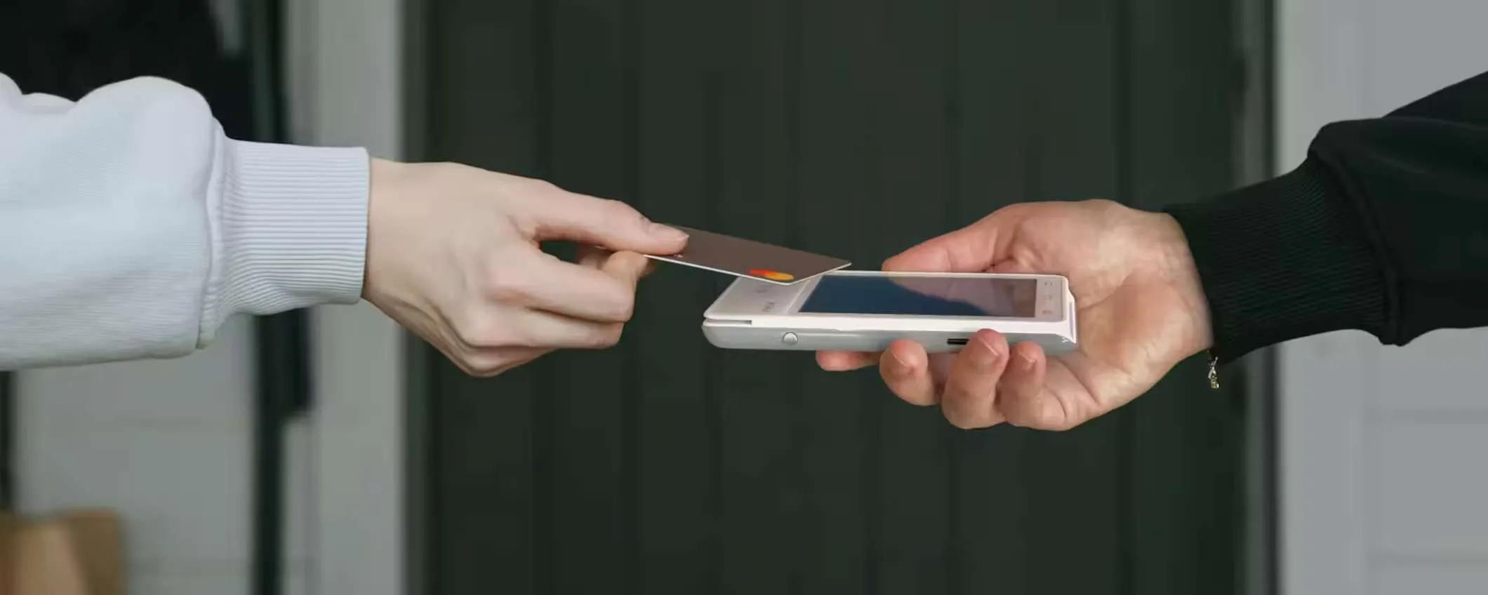 Axerve Easy Mini, il POS per le piccole attività: costa 50€ ed è a canone zero