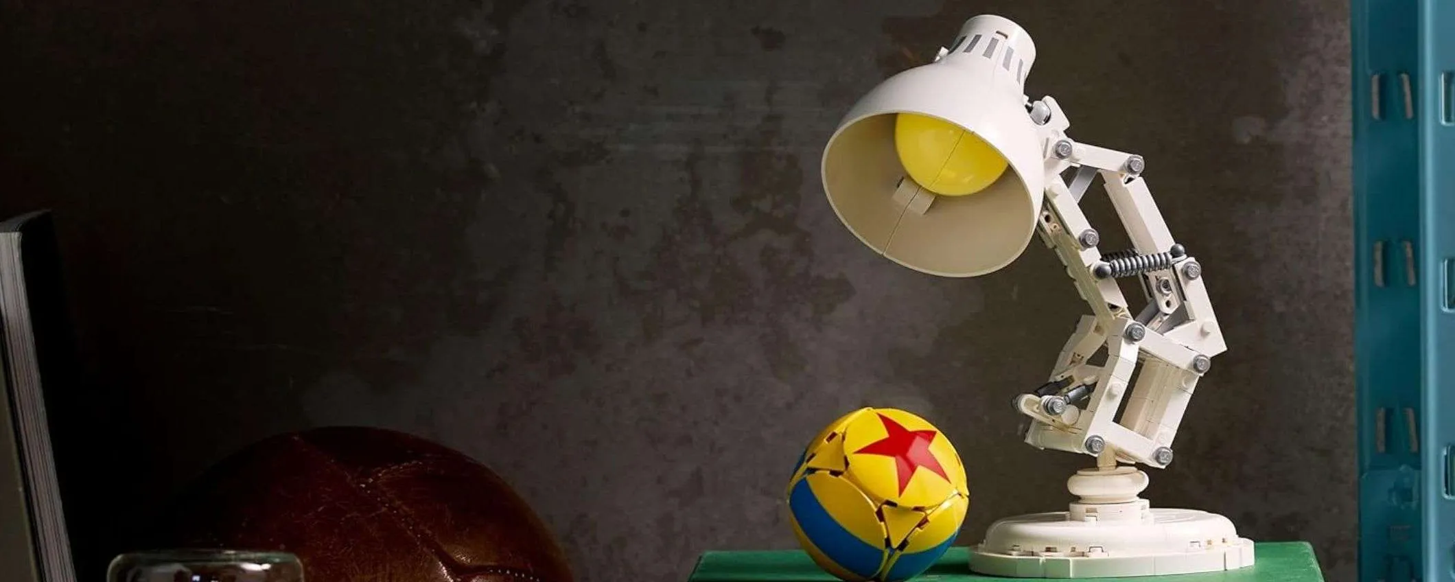 Il nuovo set LEGO Disney Pixar di Luxo JR è già in OFFERTA su Amazon