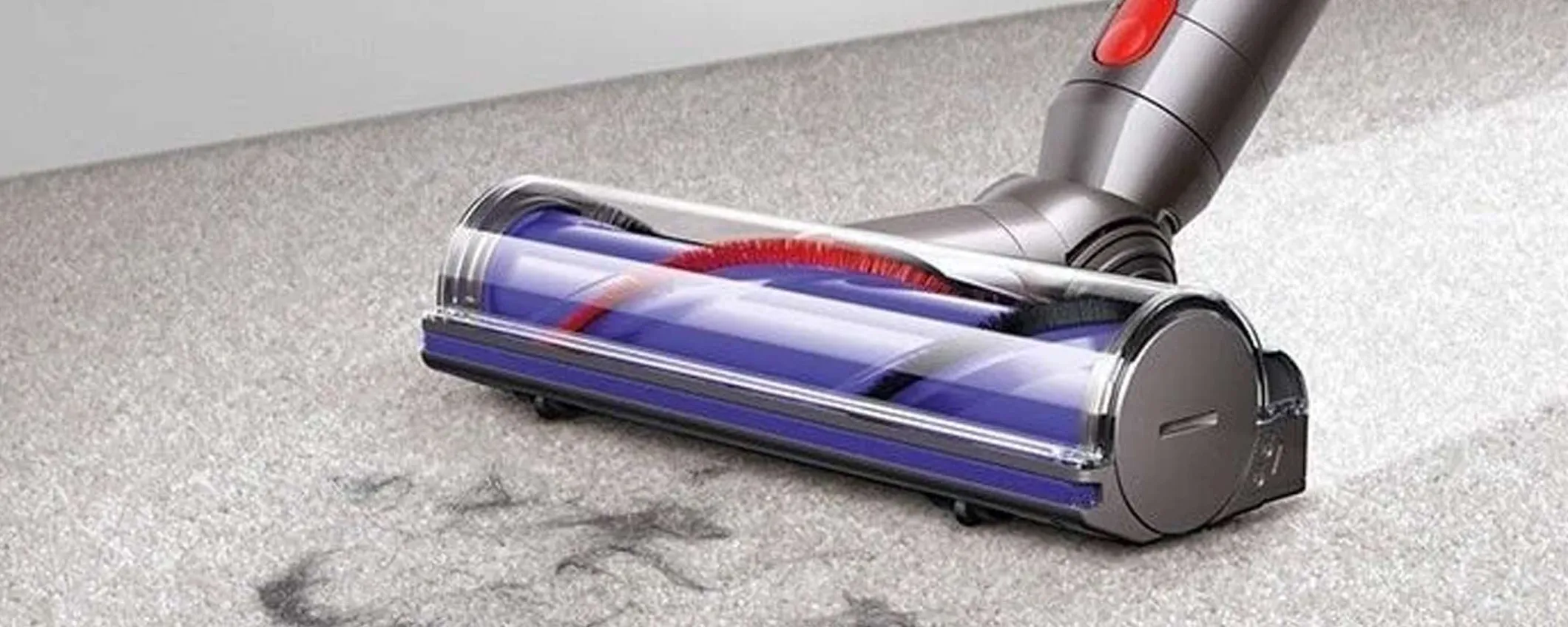 Aspirapolvere Dyson V8 Advanced ricondizionato a meno di 200€: prezzo incredibile