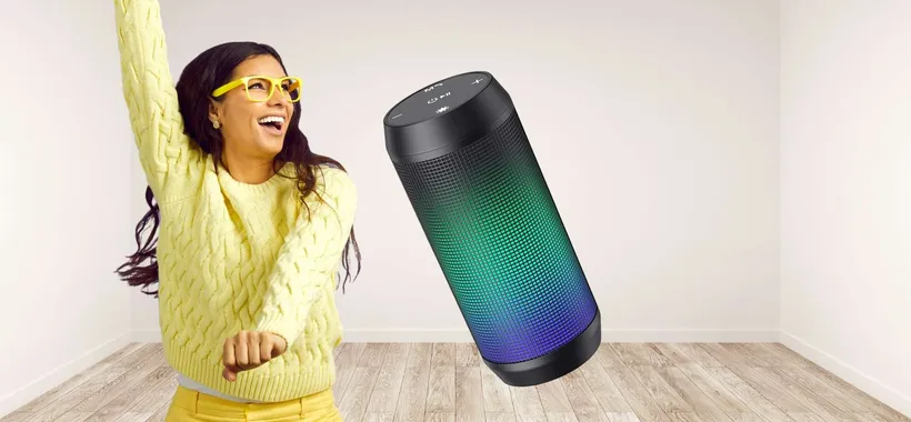 Cassa Bluetooth che suona a 360°: con luci LED è uno spettacolo (19€)