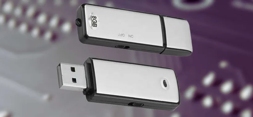 Sembra una chiavetta USB, è un registratore SPIA e costa niente (13,95€)