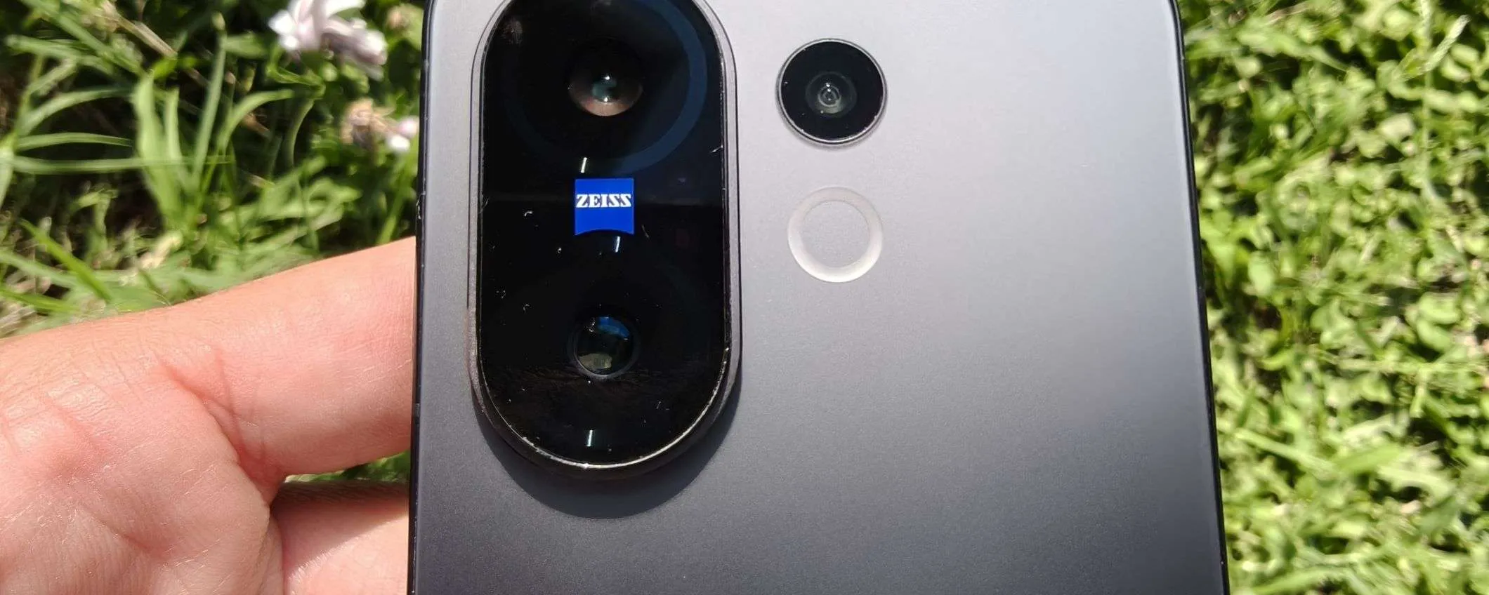 Recensione Vivo X200 FE: piccolo è bello!