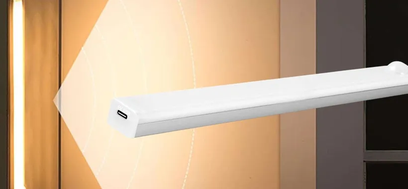 Luce a barra AUTOMATICA e ricaricabile a 5€ su Amazon: imperdibile