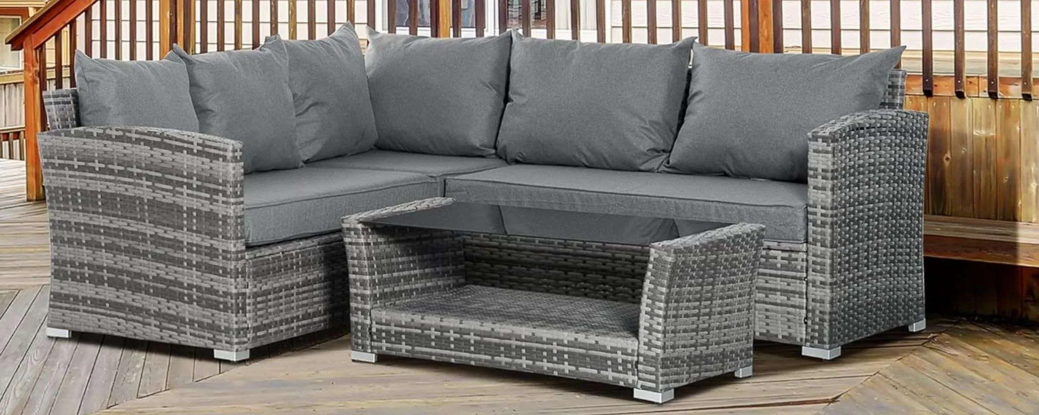 Set mobili da giardino Outsunny in offerta lampo su Amazon: MAXI SCONTO