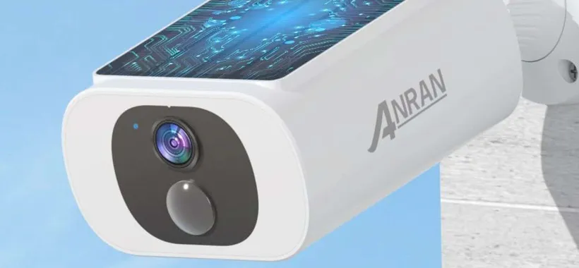 Videocamera di sicurezza 2K con batteria solare e faro: prezzo SHOCK (37€)