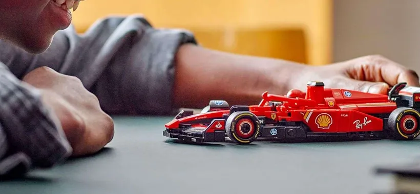 Ferrari F1 LEGO in offerta: il set che tutti vogliono è l'affare del giorno su Amazon
