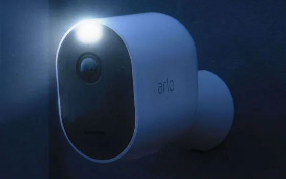 Arlo Pro 4, coppia di telecamere di sicurezza TOP a prezzo HOT (-40%)