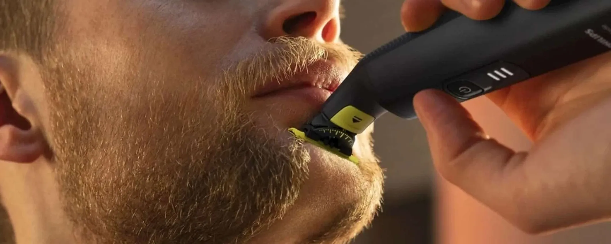 Philips OneBlade Pro 360: rasoio per viso e corpo, super SCONTO del 30%