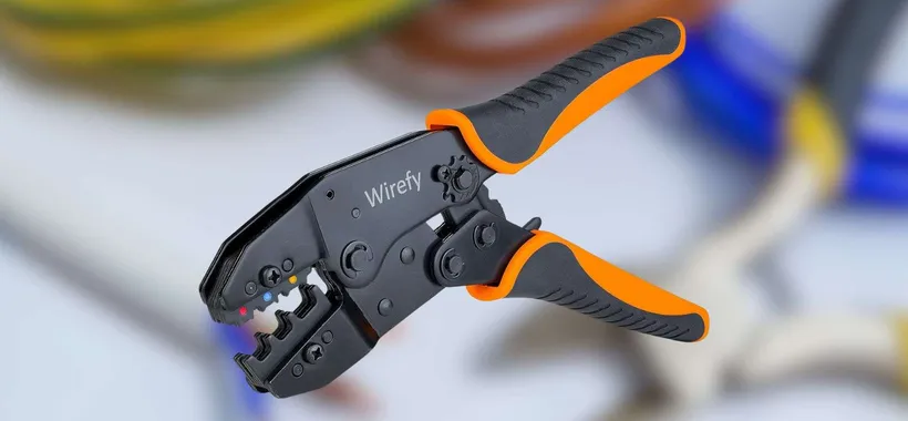 Pinze crimpatrici professionali a meno di 20€: occasione su Amazon (-36%)