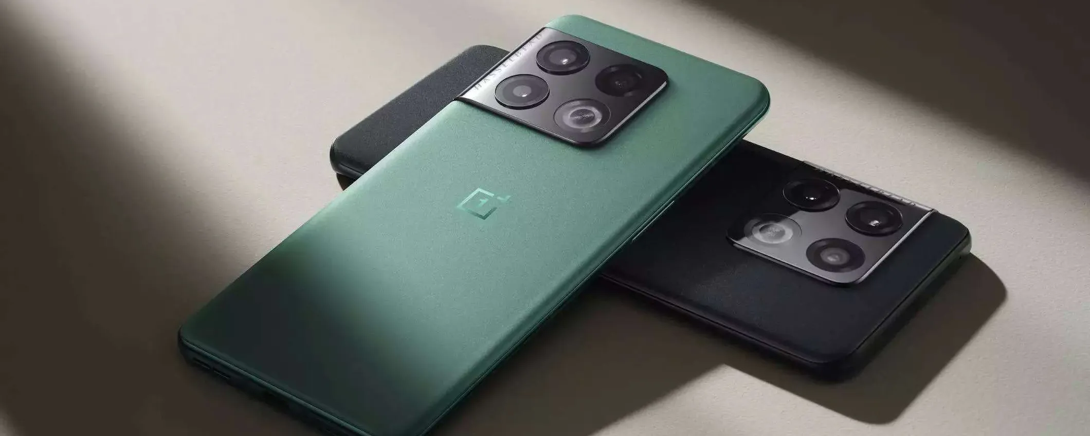 OnePlus 10 Pro: a QUESTO PREZZO è un VERO AFFARE (anche in 12 rate)