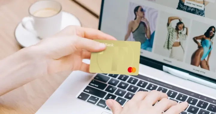 La carta di credito gratuita TF Mastercard Gold è ora compatibile con Apple Pay