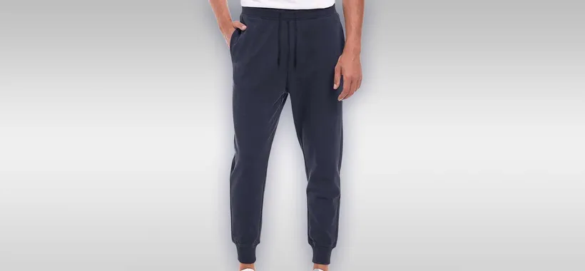 Pantaloni felpati per l'inverno in offertissima: tre pezzi a meno di 20€