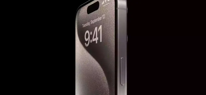 iPhone 15 Pro in offerta la MINIMO STORICO: è da prendere ADESSO