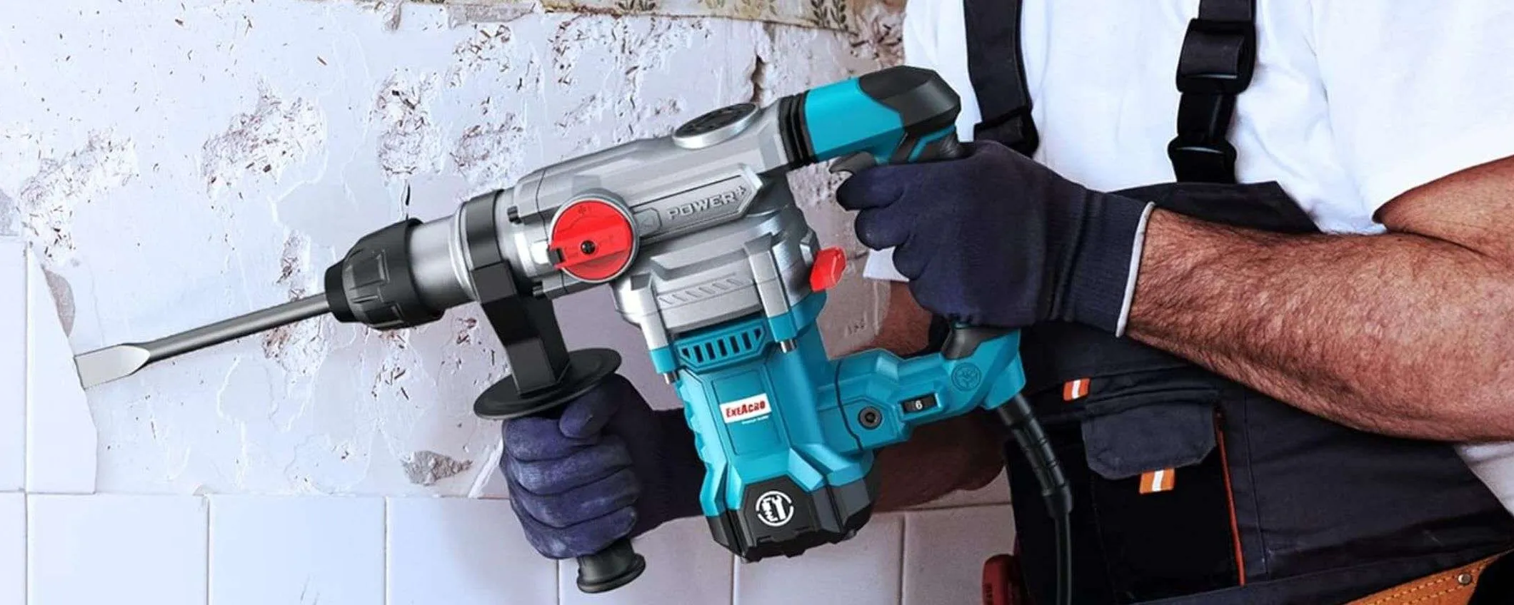 Martello perforatore POTENTE e completo di accessori: sconto LAMPO su Amazon