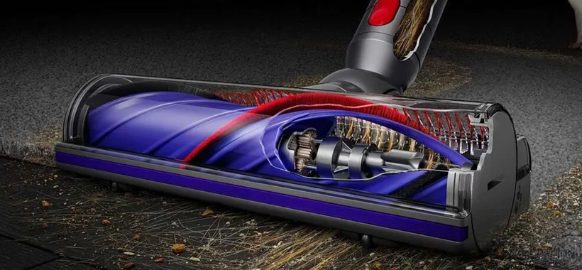 Dyson V8 Advanced: la nuova edizione CROLLA di prezzo, sconto di 130€