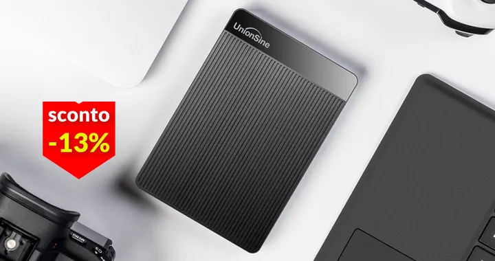 Poco più di 50€ per l'hard disk esterno da 1TB che stupisce per la sua velocità
