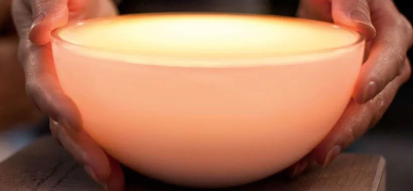 Philips Hue: l'elegante lampada ambiente è in sconto su Amazon (-10%)
