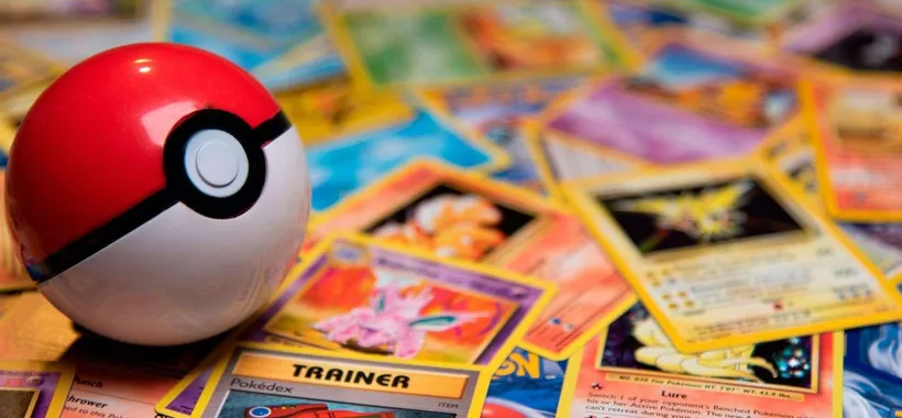 Una rarissima carta Pokémon acquistata con i sussidi Covid: arrestato