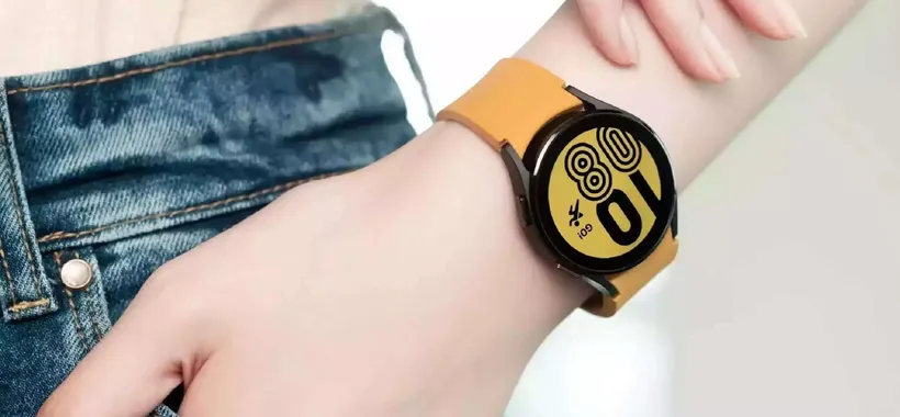 Samsung Galaxy Watch 4: in offerta a QUESTO PREZZO è da prendere subito (-56%)