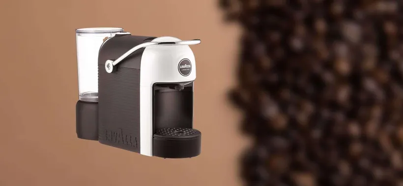 Macchina Lavazza A Modo Mio Jolie in offerta ad un SUPER PREZZO su eBay