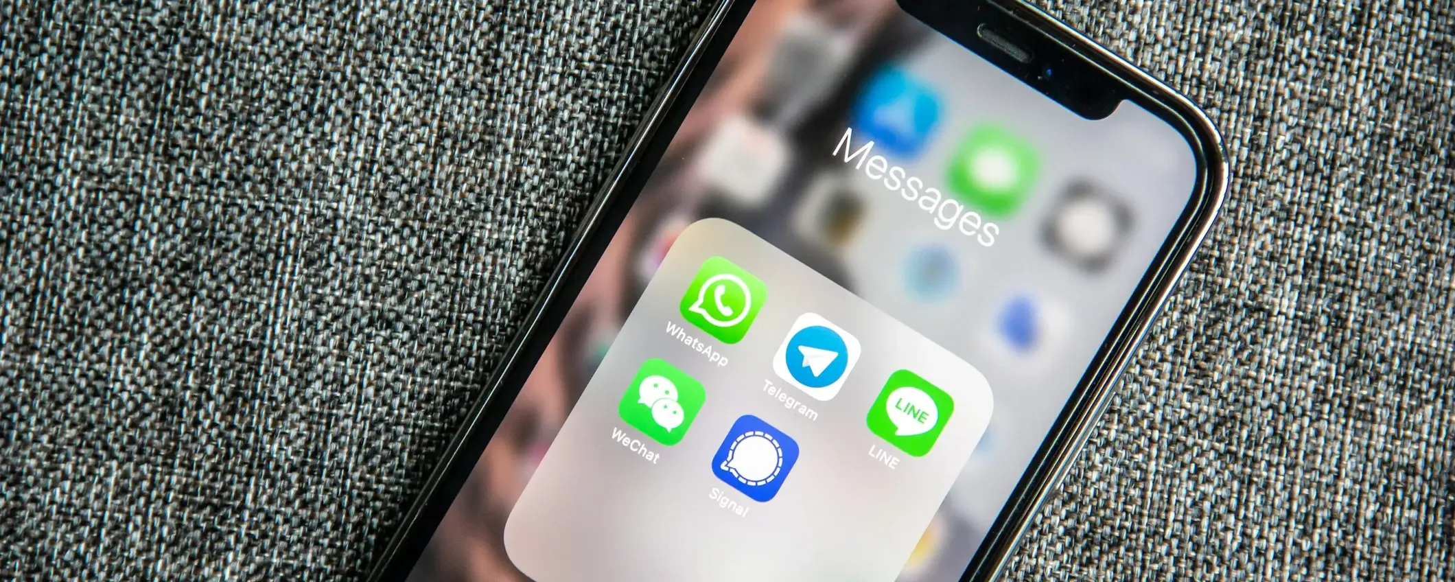 WhatsApp, nuova interfaccia chat su Android con filtri più smart