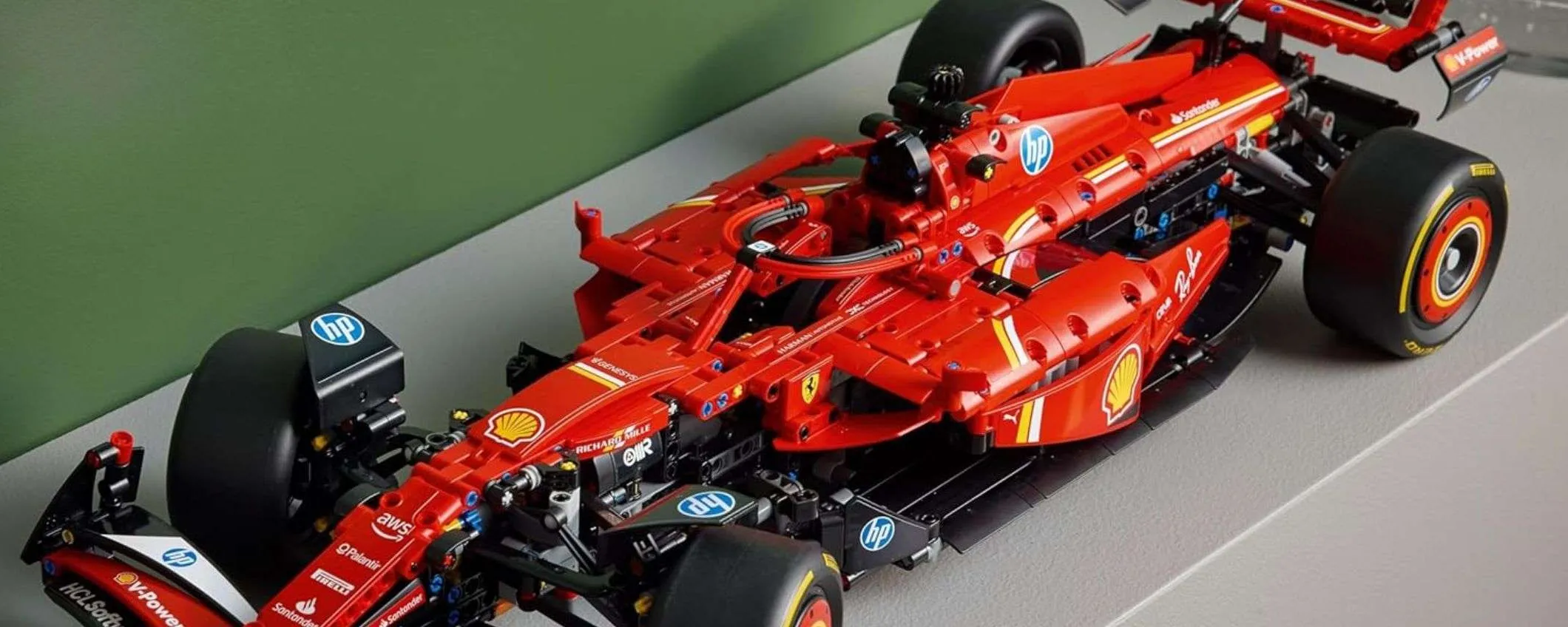 Il set LEGO Ferrari F1 in scala 1:8 è in OFFERTA al minimo storico Amazon