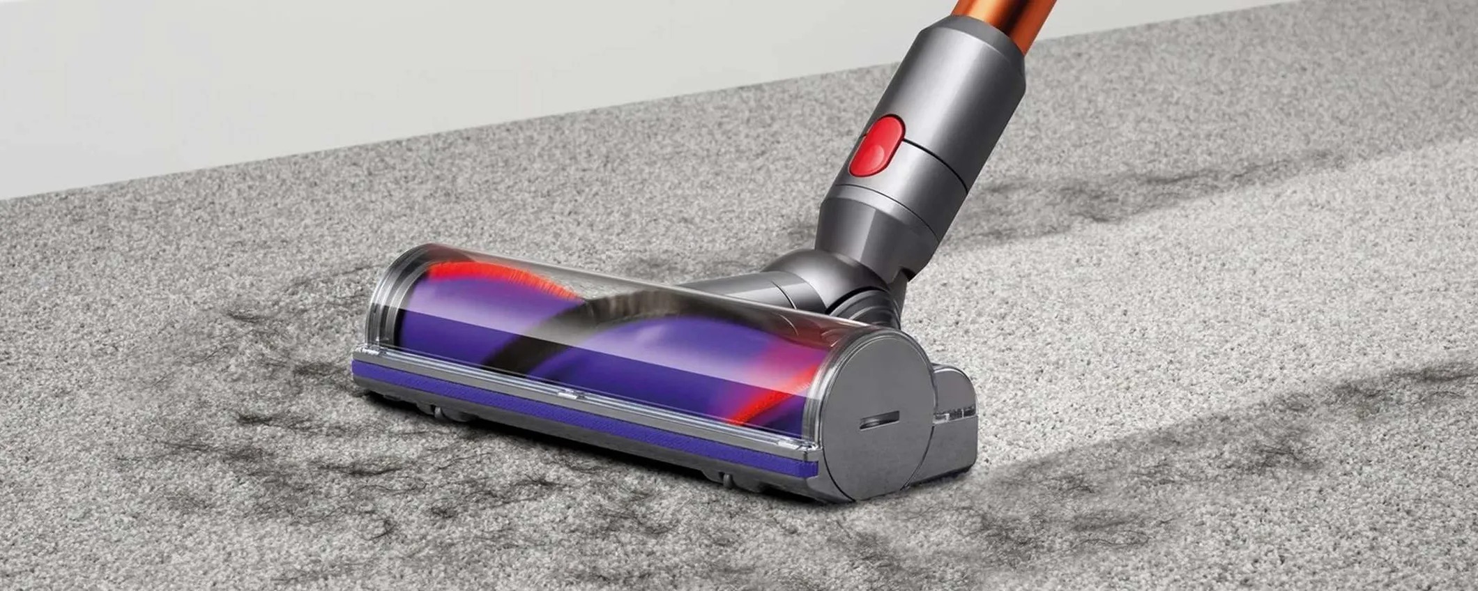 Aspirapolvere Dyson super accessoriato: un affare a questo prezzo