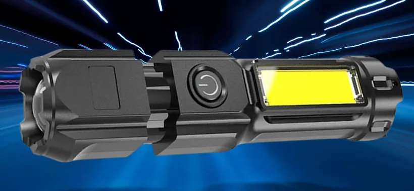 Torcia STREPITOSA con doppia lampada a 11€ su Amazon (sconto 50%)