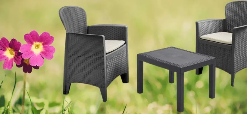 Set da giardino a 83€, una MERAVIGLIA: due poltrone con cuscini e tavolino