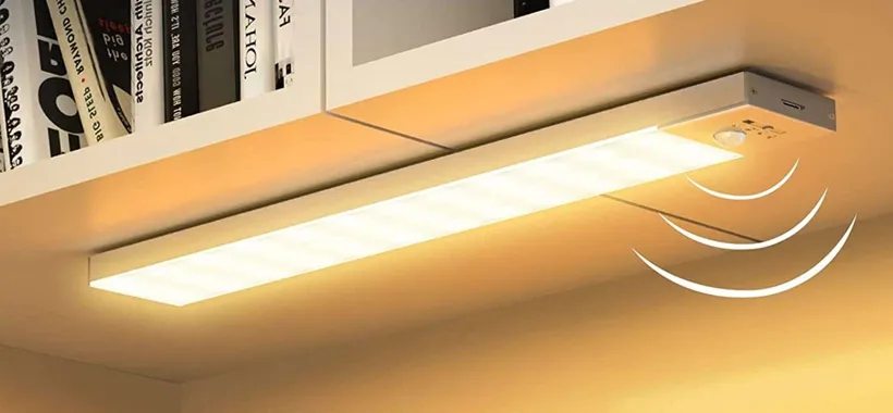 Luce Armadio LED con sensore di movimento: incredibile comodità a soli 17€