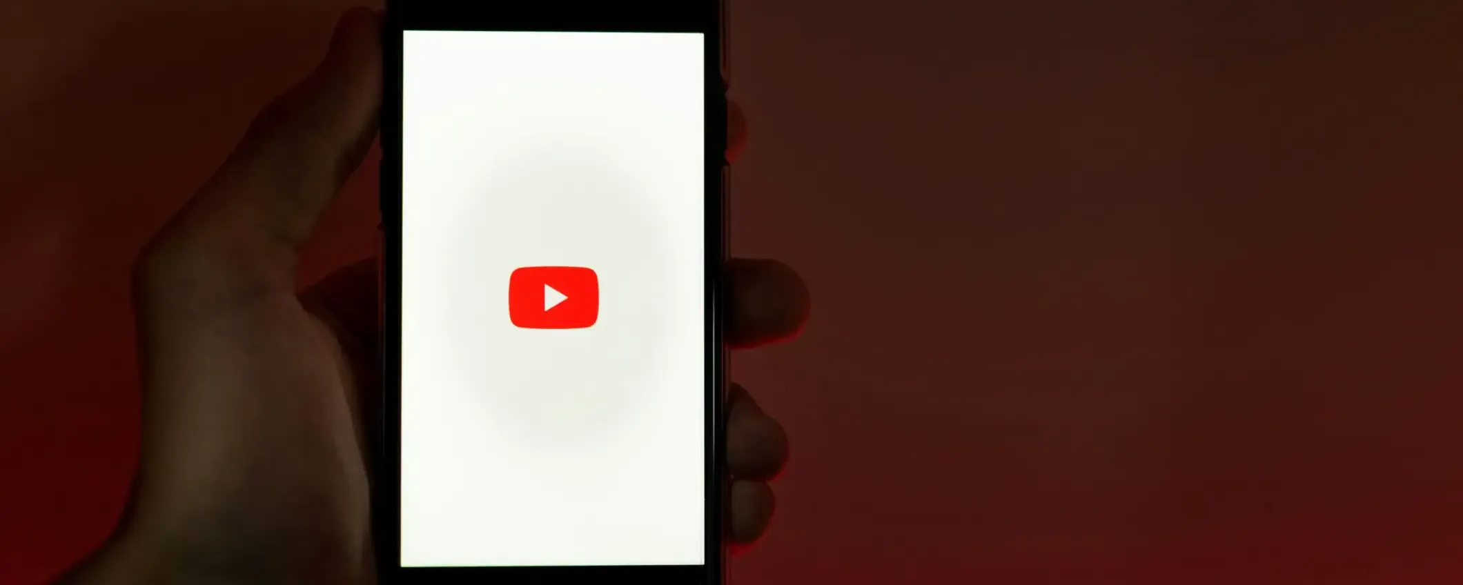YouTube senza pubblicità su smartphone: queste due app 