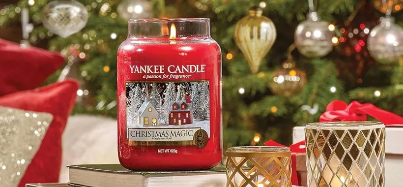 Candela natalizia profumata Yankee Candle in maxi offerta per il Black Friday (-43%)