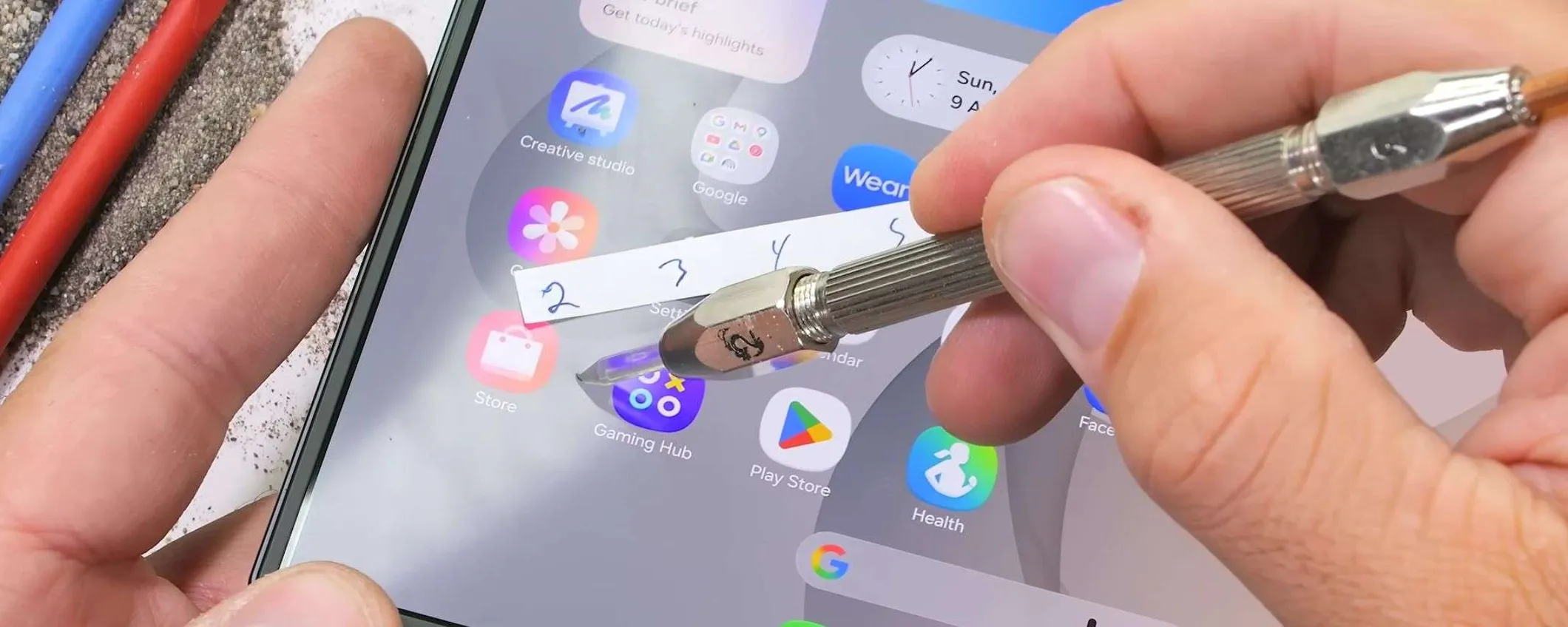 Samsung Galaxy Z Fold 8 supera il test di resistenza, ma con qualche criticità